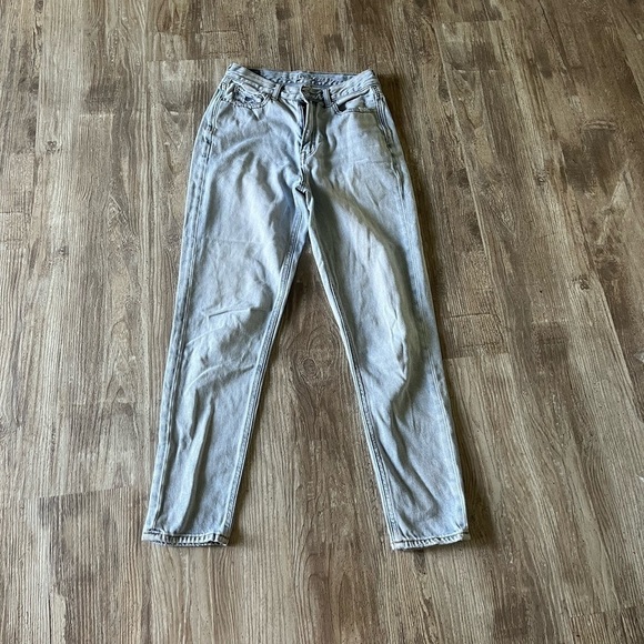 American Eagle Mom Jean Women’s Size 2 - Picture 1 of 6